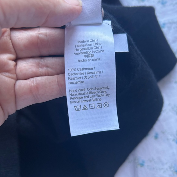 J. Crew Men’s Sz Large 100% Cashmere Collared Polo Sweater Black Long Sleeves - Picture 7 of 9